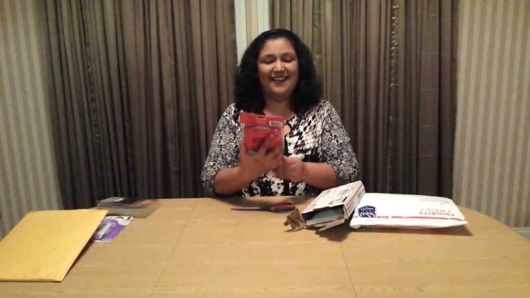 Mail Day 2/4- Freebies, Giveaways, Swap, oh my!