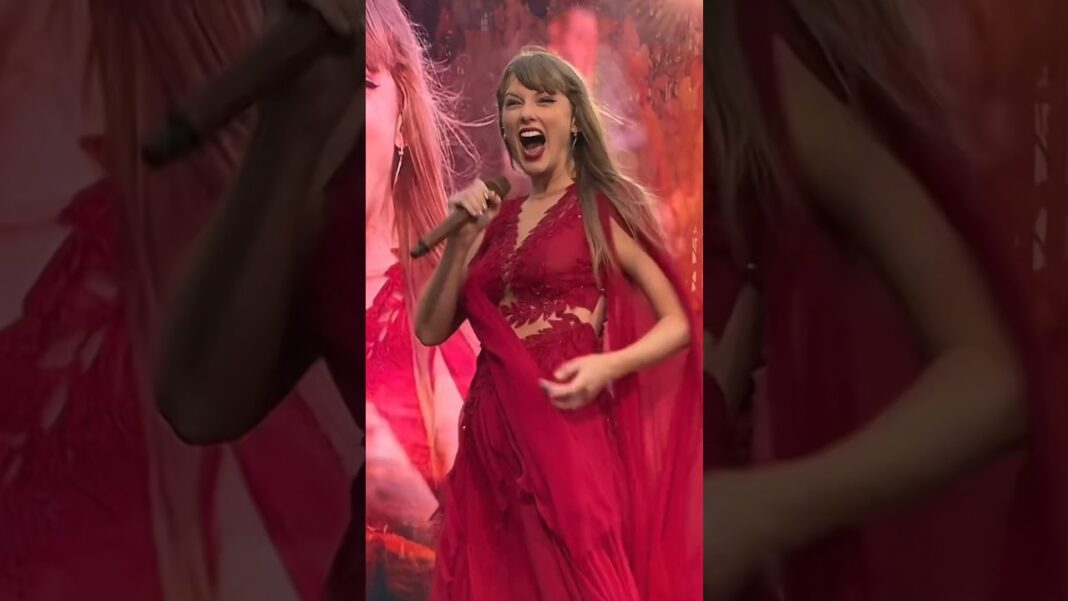 Taylor Swift SURPRISED by Travis Kelce at The Eras Tour #celebrity