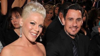 Who Is Pink’s Husband Carey Hart? What to Know About the Pro Biker – Hollywood Life