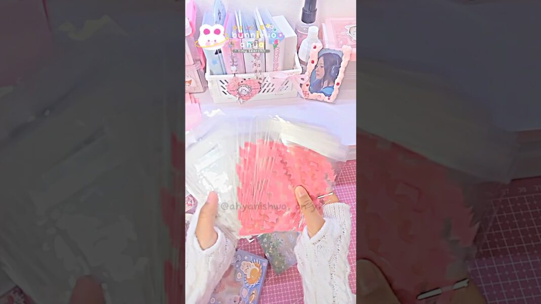 yuhuu, restock kpop supplies with meeee😽📃 #restock #kpop #photocard #unboxing #fyp #freebies #shorts